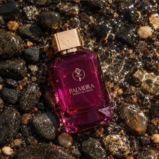 Librery Palmeira Extrait de Parfum, red berry floral fragrance – alternate view