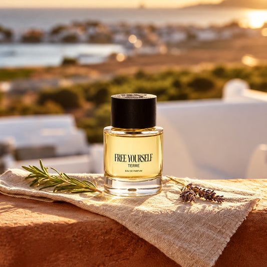 Free Yourself TERRE Eau de Parfum, earthy spicy woody fragrance – alternate view